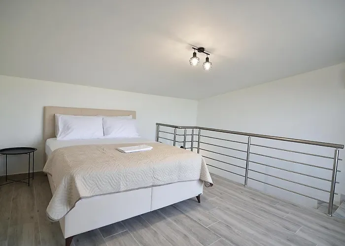 Aparthotel Eleonas View 4*