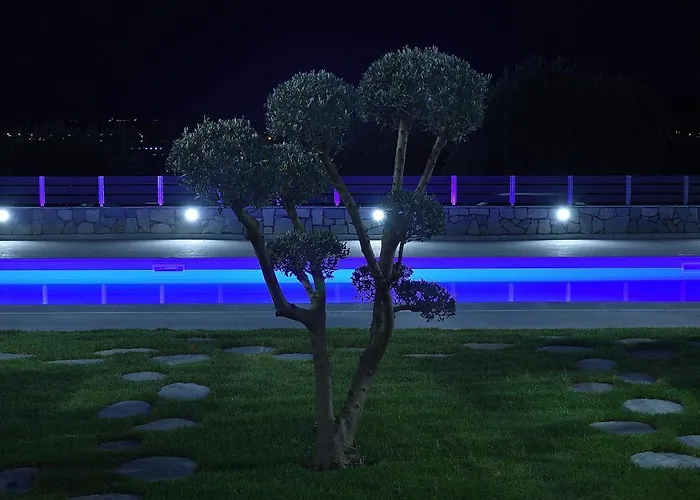 Aparthotel Eleonas View Néa Péramos