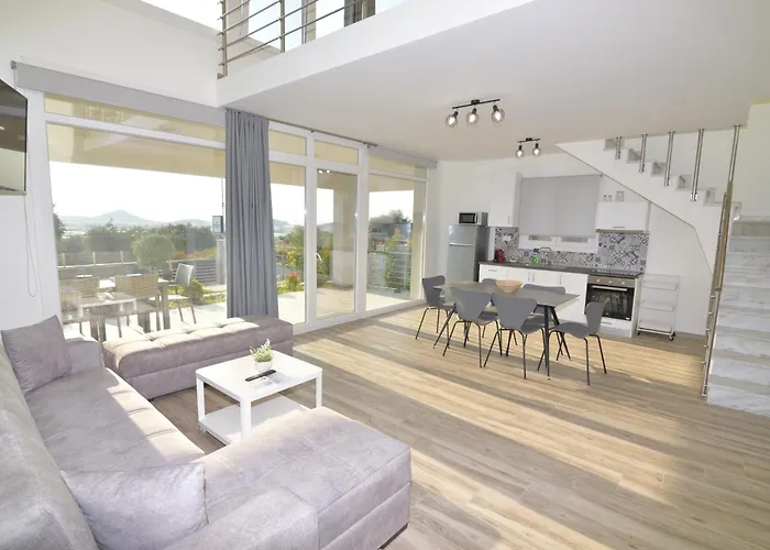 Aparthotel Eleonas View 4*