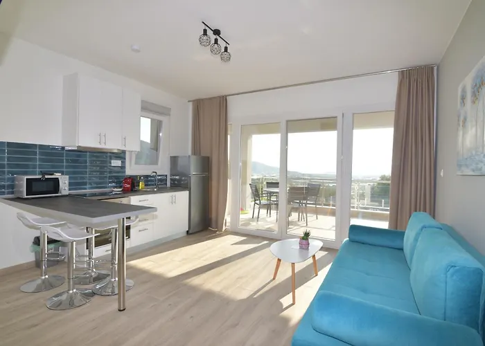 Aparthotel Eleonas View Néa Péramos