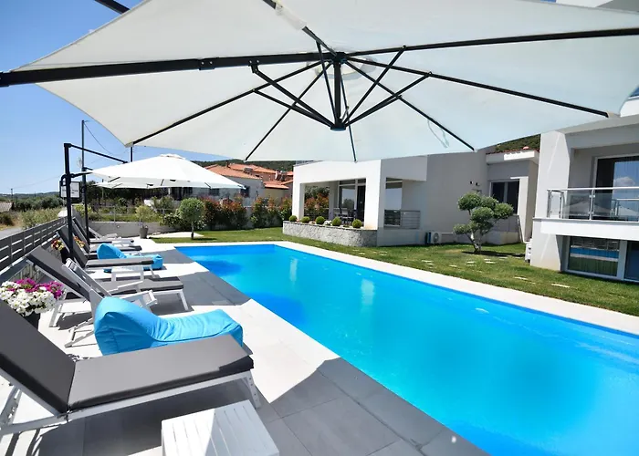 Eleonas View Aparthotel 4*