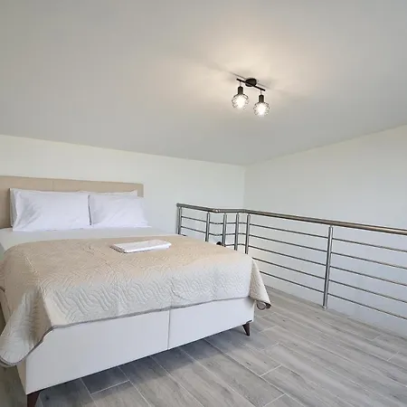 Aparthotel Eleonas View *
