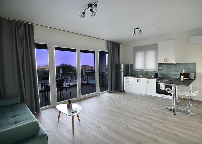 Eleonas View Apartahotel 4*