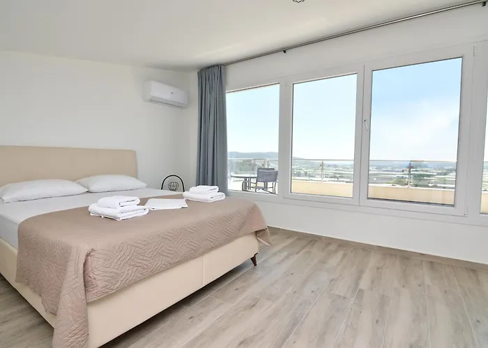 Eleonas View 4* Néa Péramos